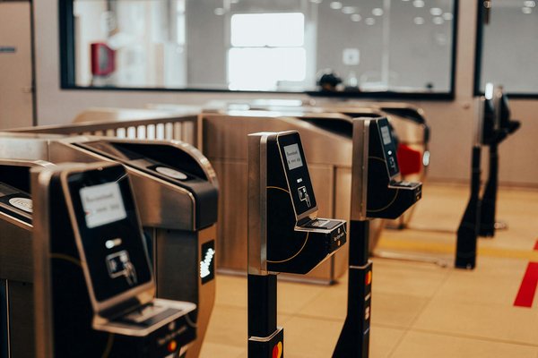 Où pratiquer le snorkeling au milieu des raies manta à Hawaii ?